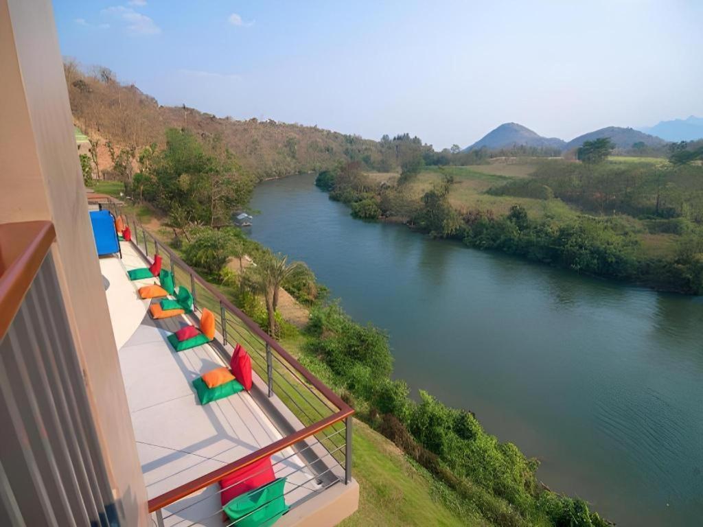 River Kwai Village Hotel Ban Kaeng Raboet Ngoại thất bức ảnh