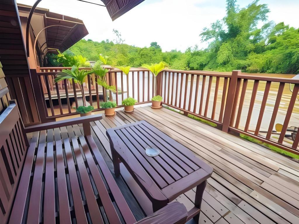 River Kwai Village Hotel Ban Kaeng Raboet Ngoại thất bức ảnh